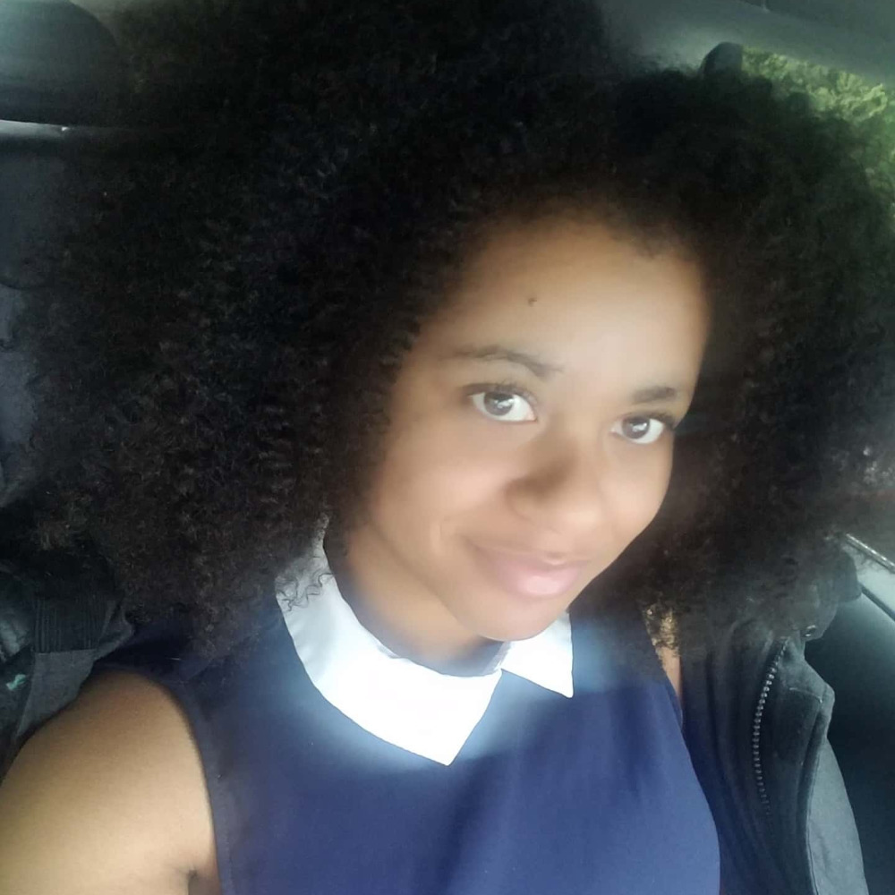 Meet your Posher, Candace